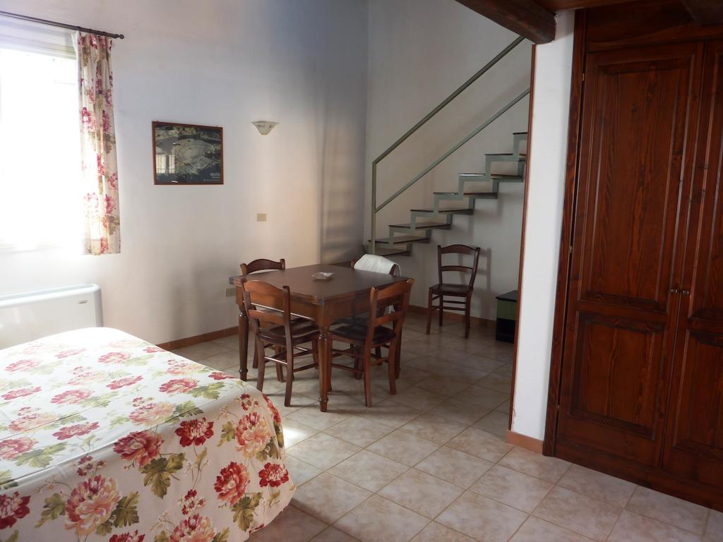 Agriturismo Limoneto Szirakúza Szoba fotó